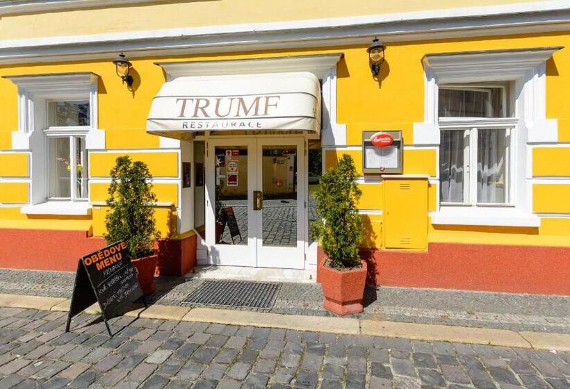 هتل Trumf