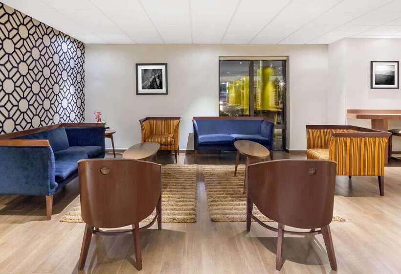 בית מלון כפרי Wyndham Garden Monterrey Norte