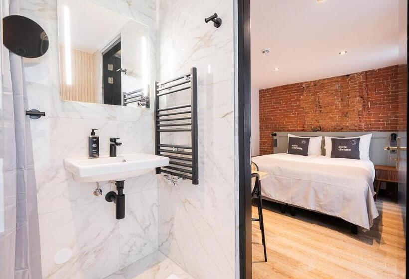 호스텔 Limehome Amsterdam Leidsekruisstraat