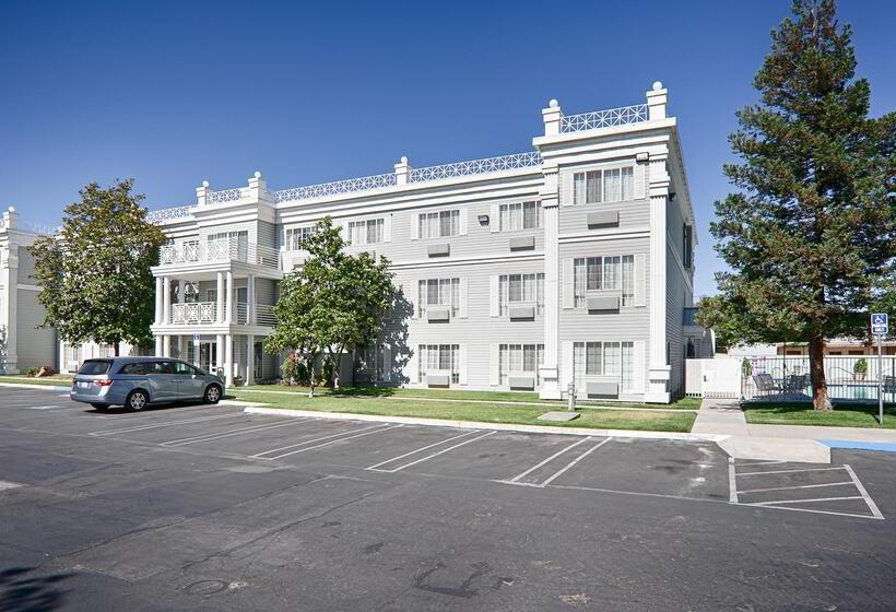 Отель Best Western Executive Inn