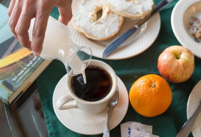 هتل Fulton Lane Inn