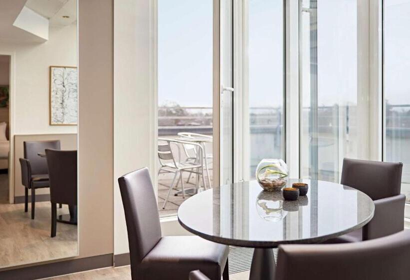 Lindner Hotel Dusseldorf Airport, Part Of Jdv By Hyatt