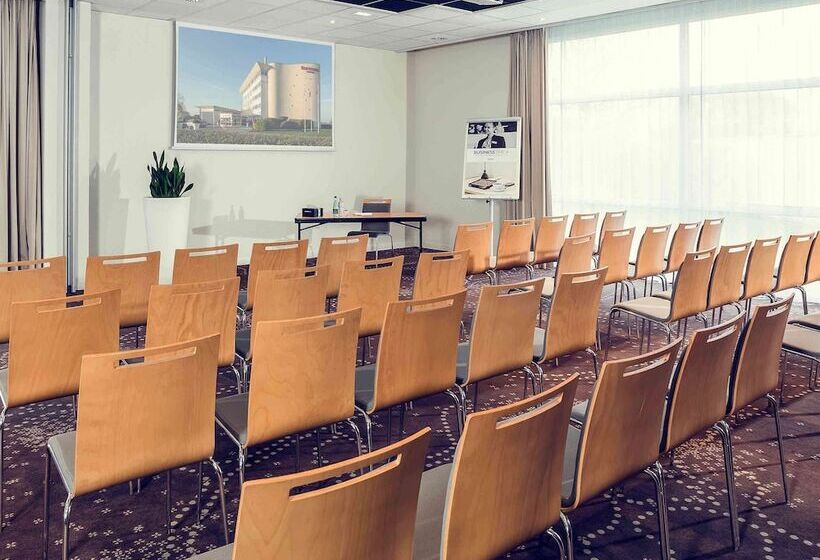 هتل Mercure Compiegne Sud