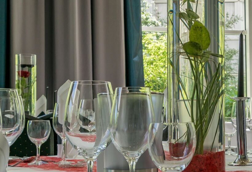 هتل Wyndham Hannover Atrium