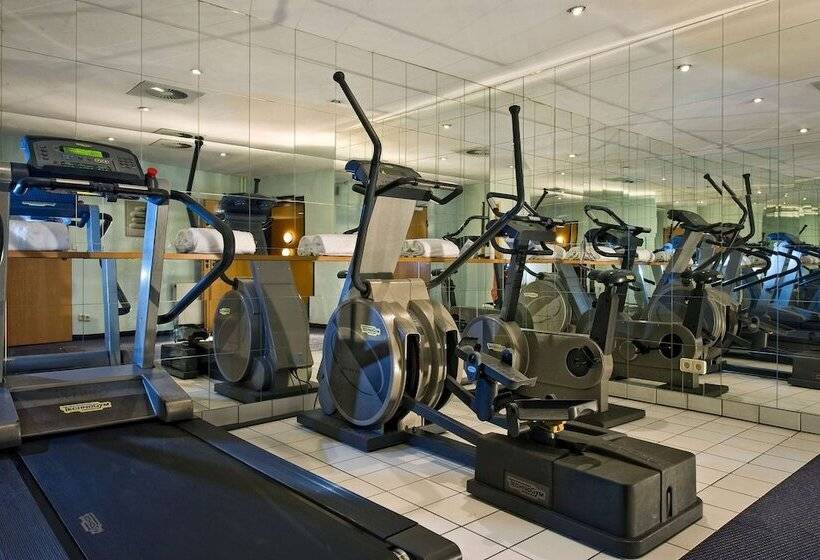 هتل Wyndham Hannover Atrium