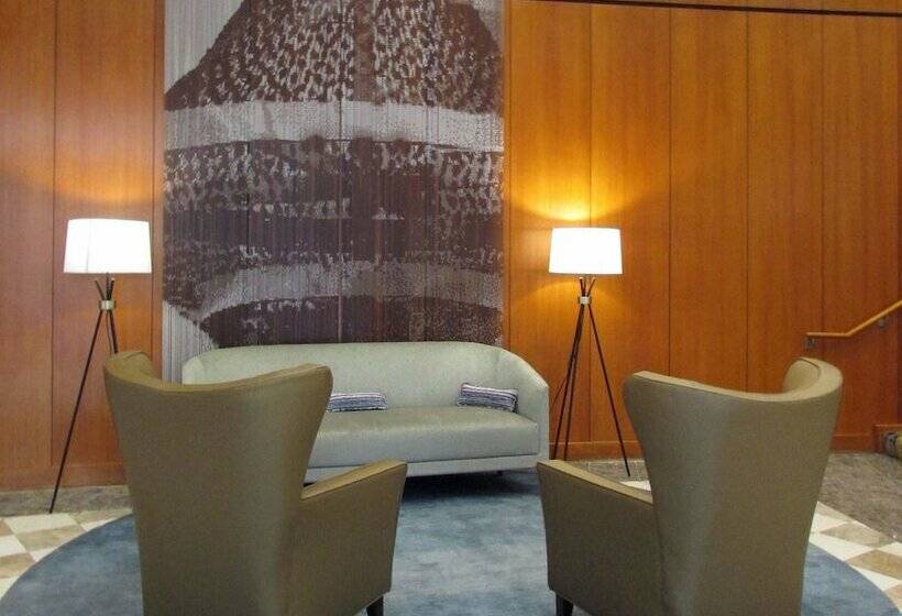 هتل Crowne Plaza Cleveland At Playhouse Square, An Ihg