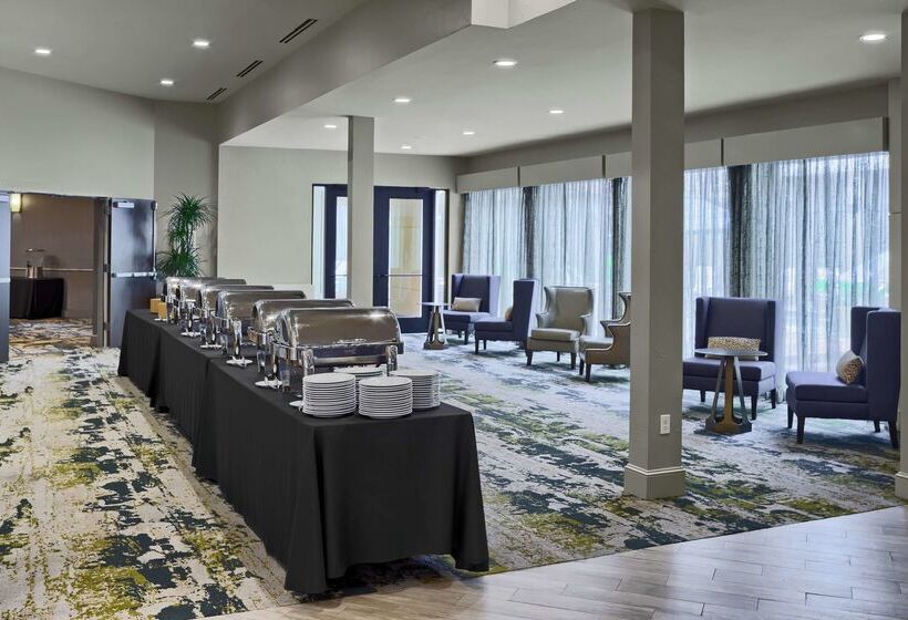 هتل Doubletree By Hilton San Antonio Downtown