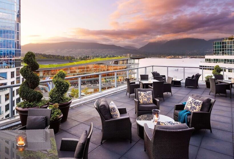 هتل Fairmont Waterfront