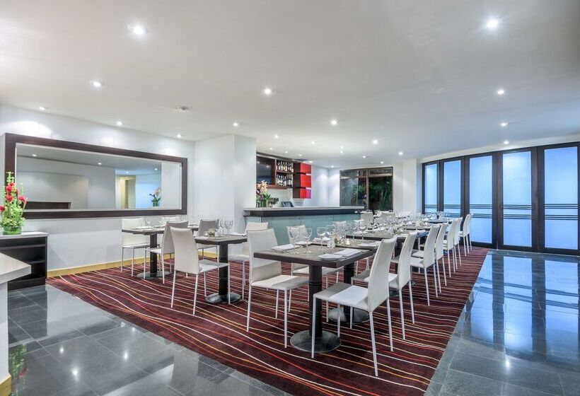בית מלון כפרי Avani Royal Zona T Bogotá