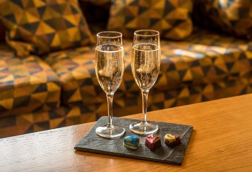 هتل Mirador Del Lago