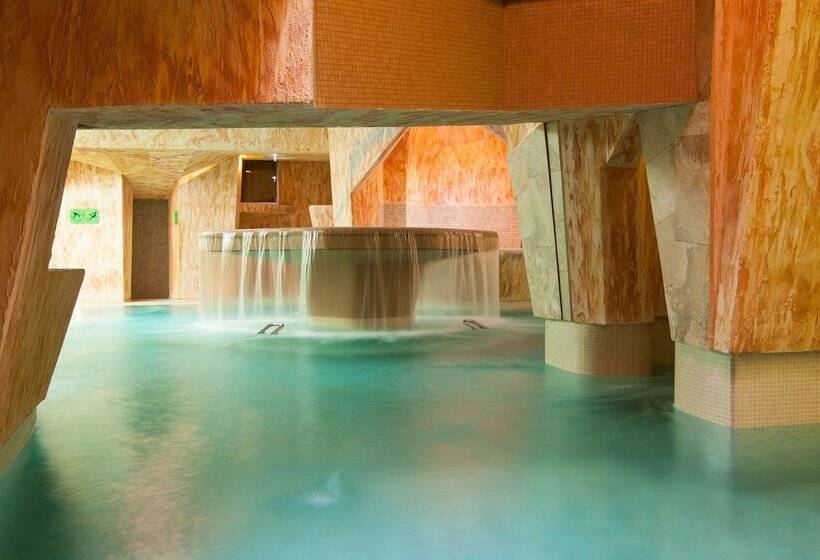 هتل Viiking Spa