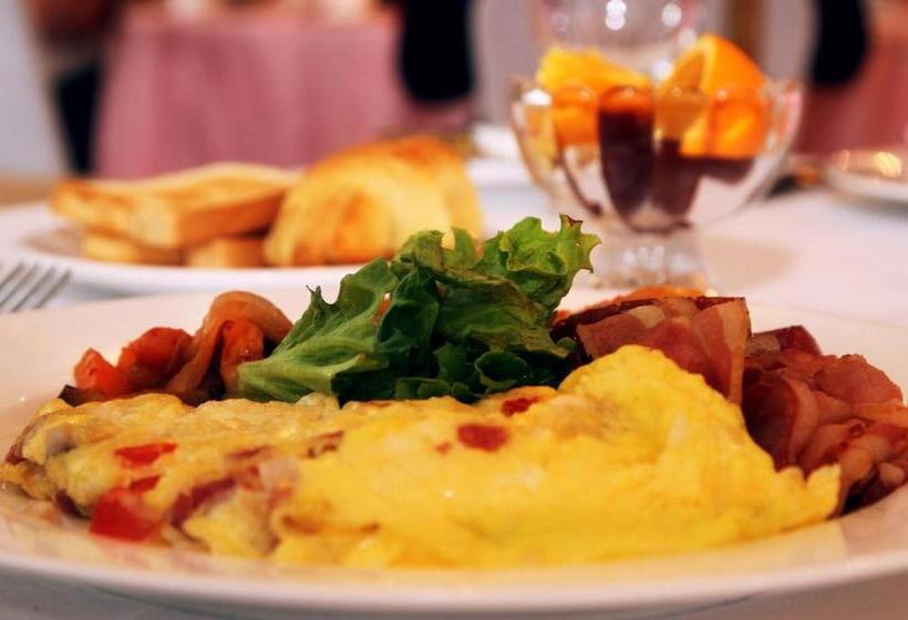 Hotel Chinggis Khaan