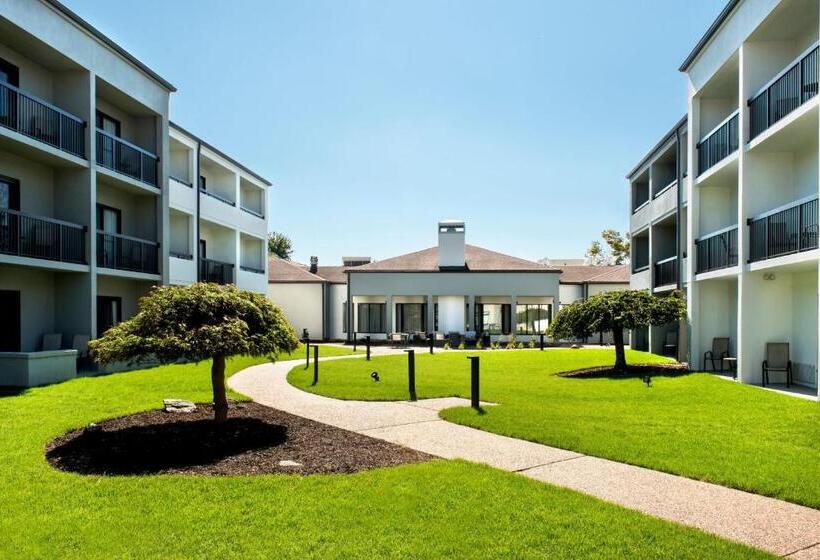 فندق Courtyard By Marriott New Haven Wallingford