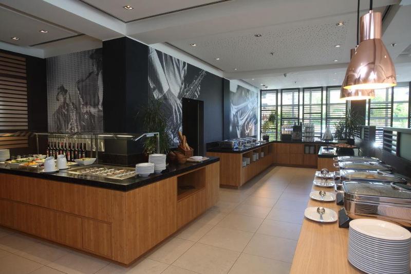 فندق Courtyard By Marriott Wiesbaden Nordenstadt