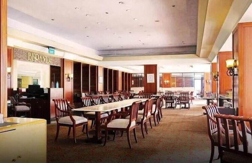 Mangkuluhur Artotel Suites