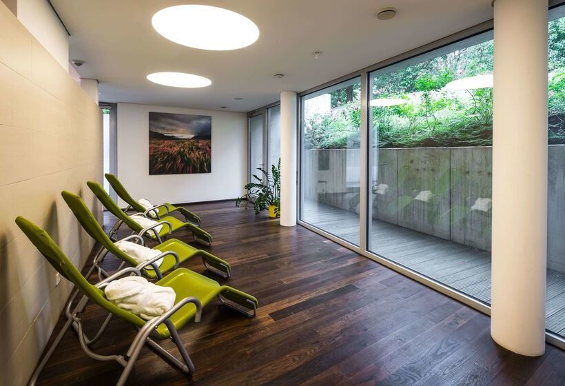 هتل Ramada By Wyndham Dresden