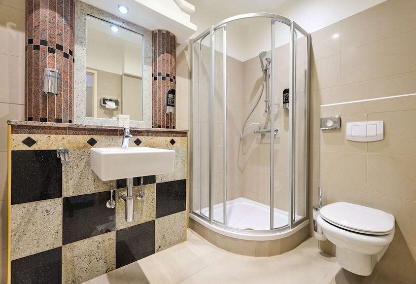 Best Western Hotel Strasser