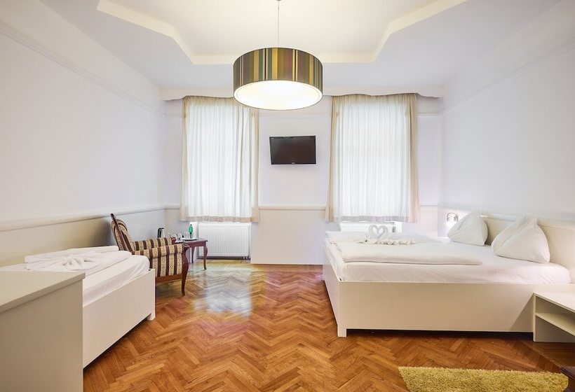 Best Western Hotel Strasser