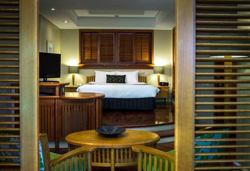 Green Island Resort