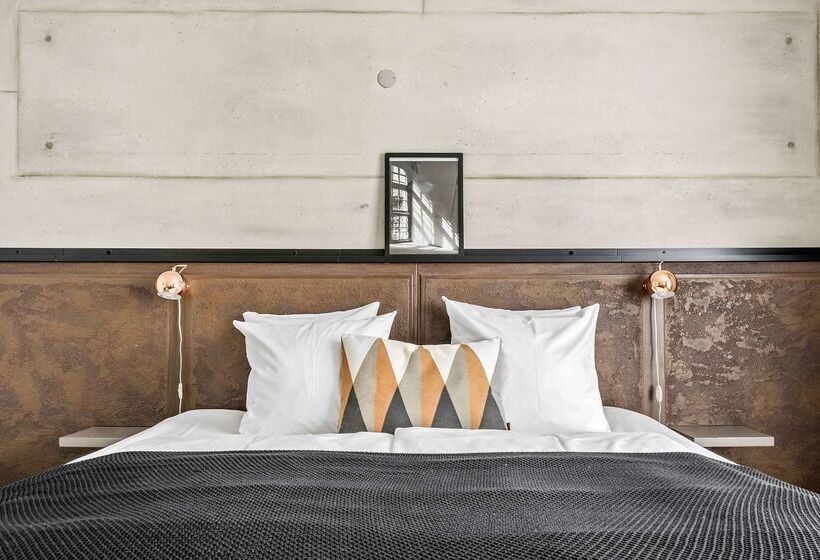هتل Best Western Royal Holstebro