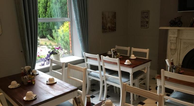 ホテル Charleville Lodge