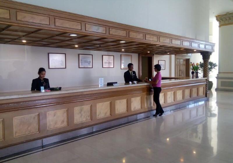 هتل Mercure Jakarta Batavia