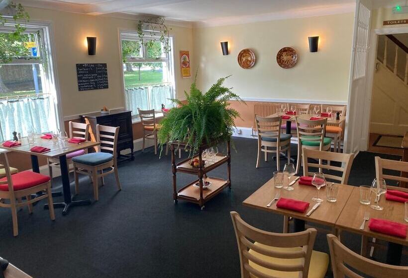 هتل Newell Bistro And Rooms