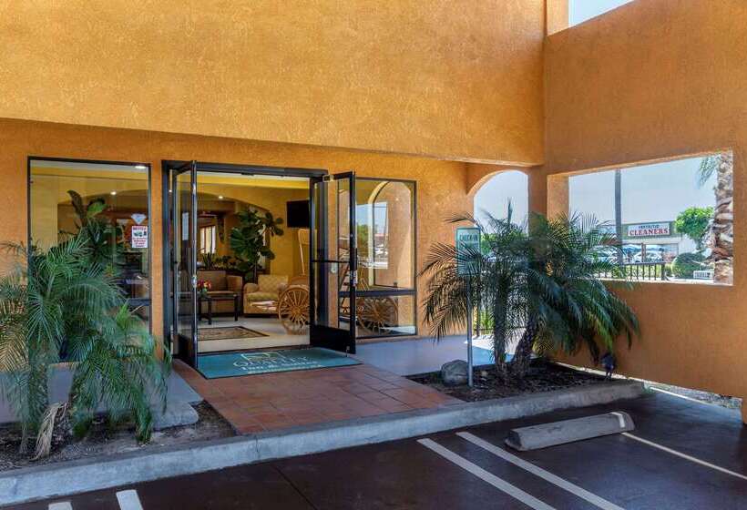 هتل Quality Inn & Suites Westminster Seal Beach