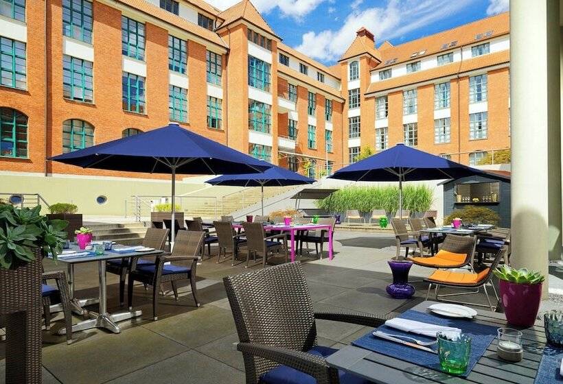 هتل Sheraton Hannover Pelikan