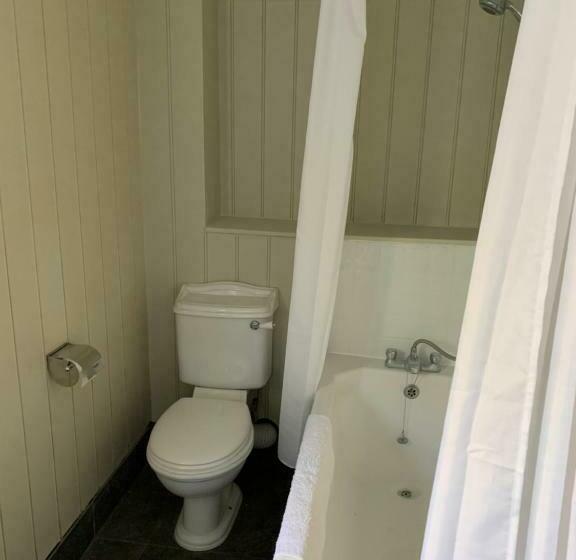 Отель The Crown Inn