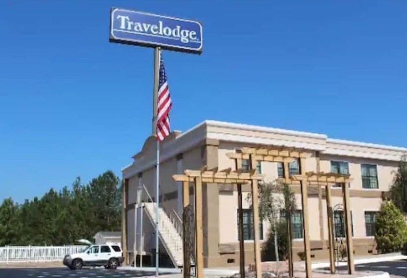 Отель Travelodge By Wyndham Perry National Fairgrounds Area I 75