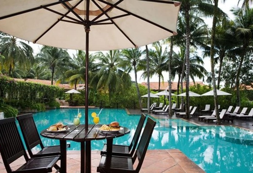 استراحتگاه Avillion Port Dickson