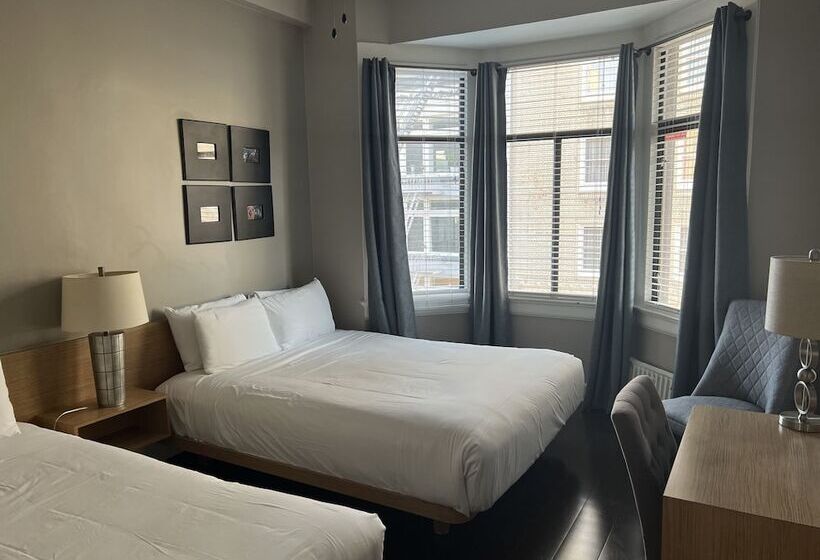 Touchstone Hotel   City Center