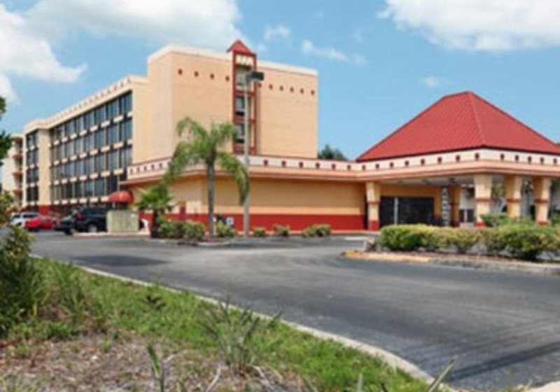 호텔 Baymont Inn & Suites Clearwater Dunedin