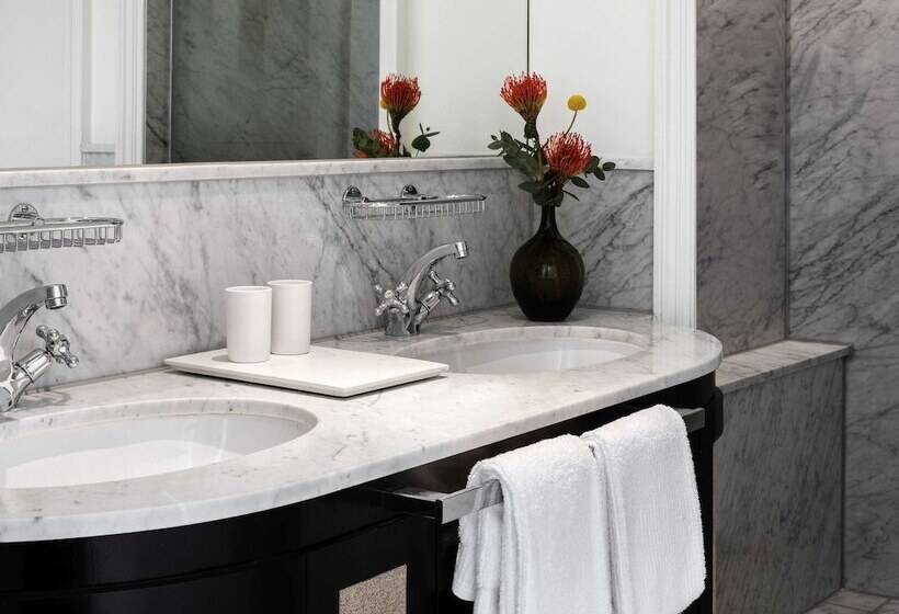 ホテル Cape Grace, A Fairmont Managed