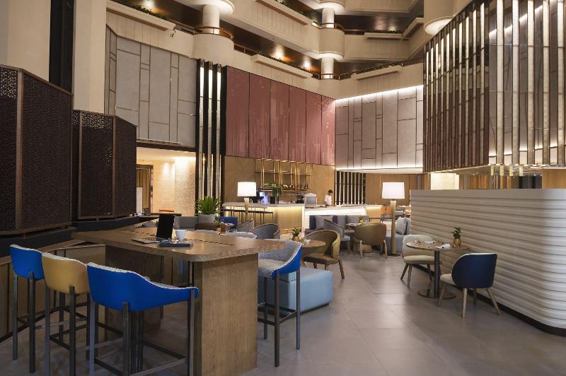 בית מלון כפרי Crowne Plaza Bangkok Parque Lumpini