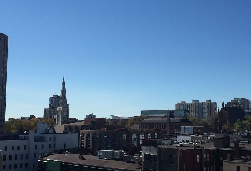 هتل The Hollis Halifax A Doubletree Suites By Hilton