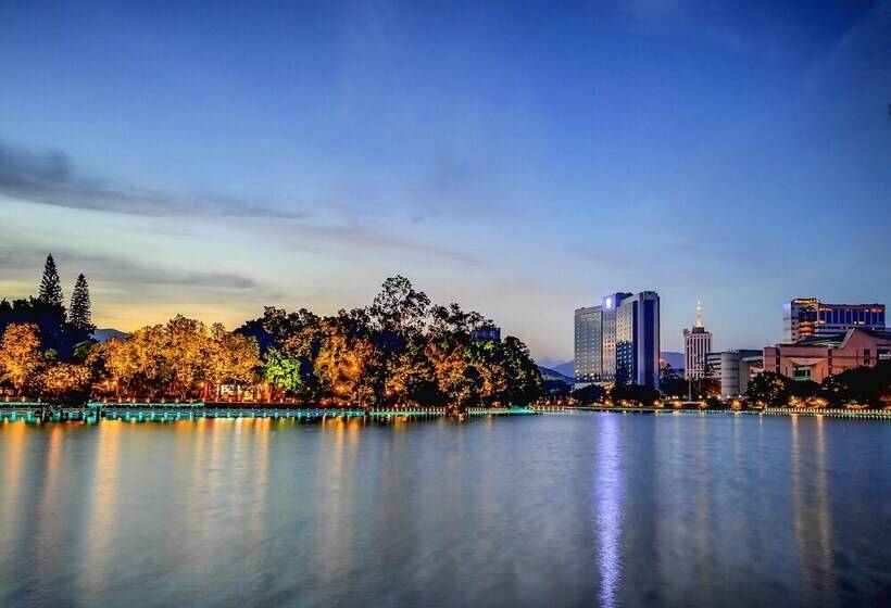 호텔 Fuzhou Lakeside