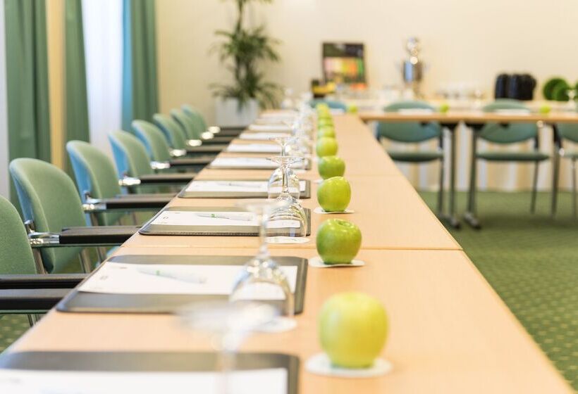 هتل Holiday Inn Essen City Centre, An Ihg