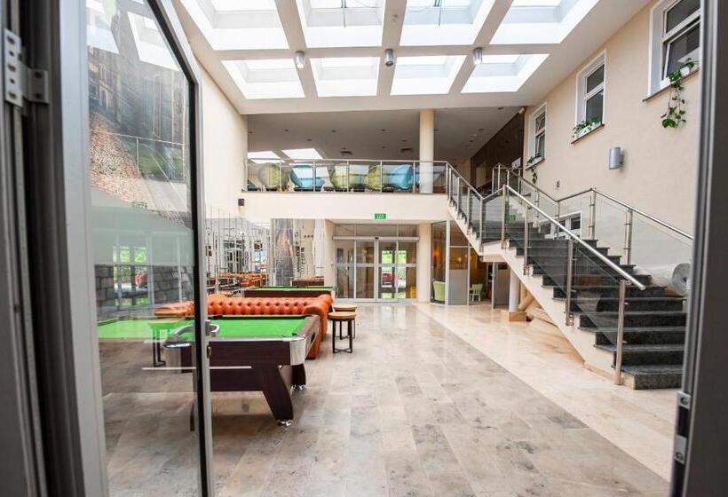 בית מלון כפרי Mercure Opole