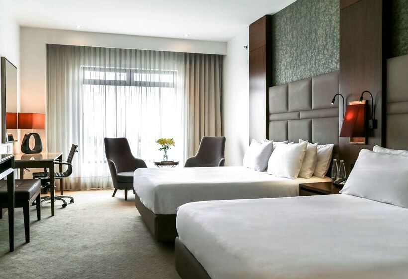 هتل NH Collection Bogotá Royal Teleport