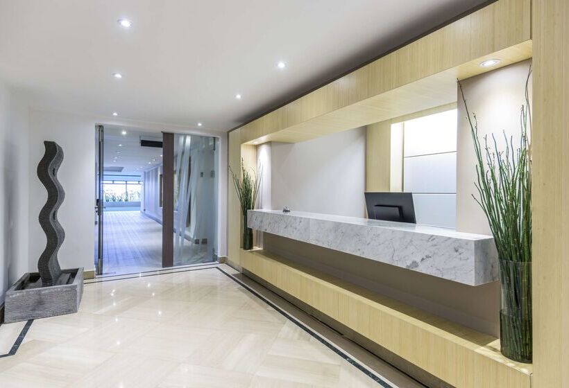 هتل NH Collection Bogotá Royal Teleport