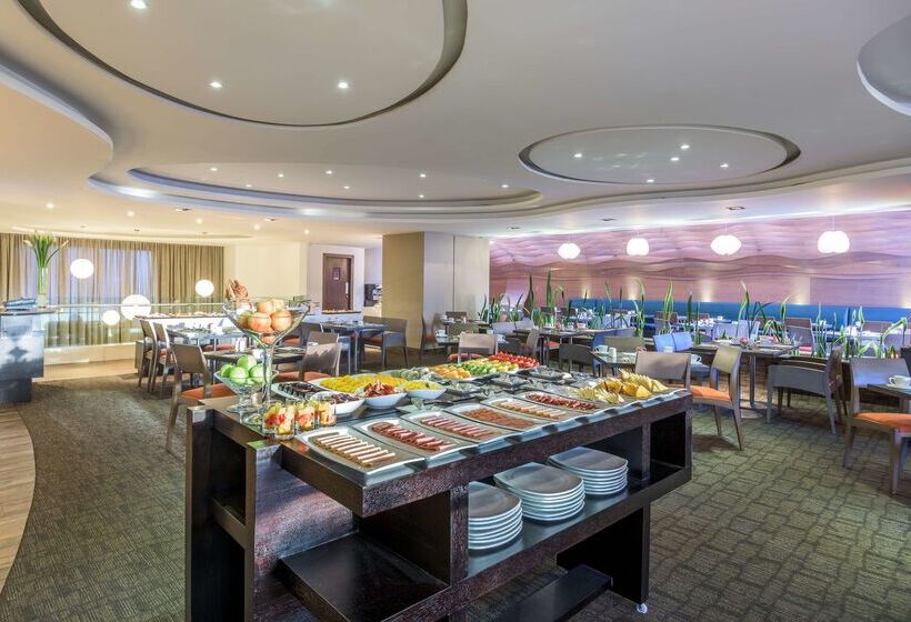 هتل NH Collection Quito Royal