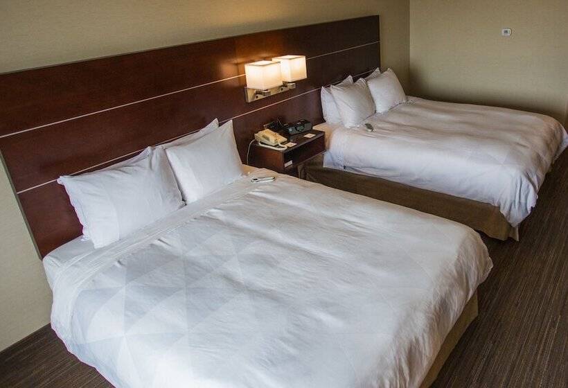 هتل Wyndham Moline On John Deere Commons