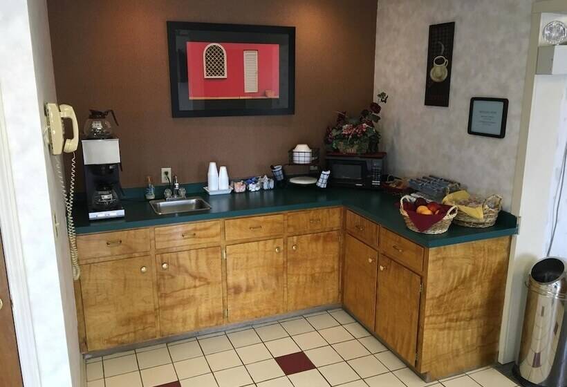 בית מלון כפרי Americas Best Value Inn Of Decatur