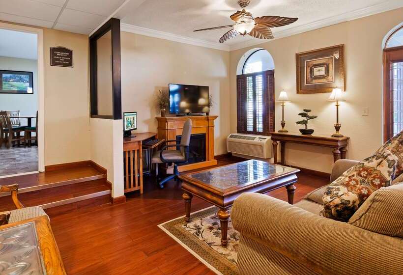호텔 Best Western Bradford Inn