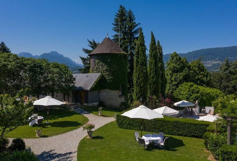 هتل Chateau De Candie
