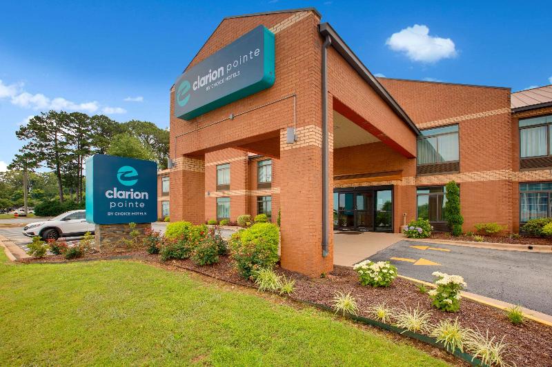 هتل Clarion Pointe Atlanta Airport College Park