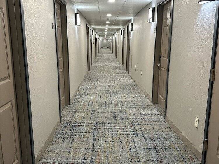 هتل Country Inn & Suites By Radisson Kalamazoo Mi