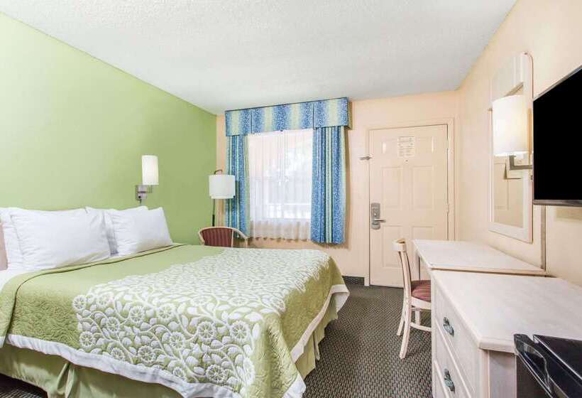 فندق Days Inn By Wyndham Bradenton I75